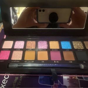 ABH Amrezy palette gently used